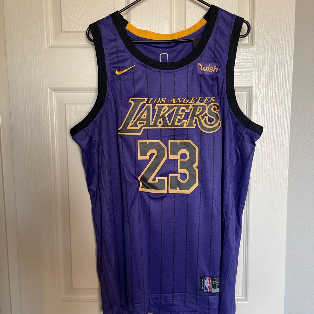 Los Angeles Lakers Lebron James jersey 50/Large